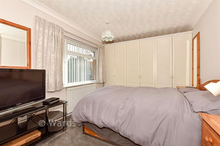 2 Bedroom Semi Detached House For Sale In Union Road, Bridge, Canterbury, Kent, CT4