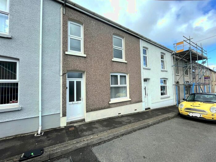 3 Bedroom Terraced House For Sale In St. Davids Road, Tairgwaith, Ammanford, SA18