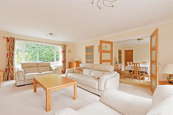 4 Bedroom Detached House For Sale In Endcliffe Hall Avenue, Endcliffe, S10