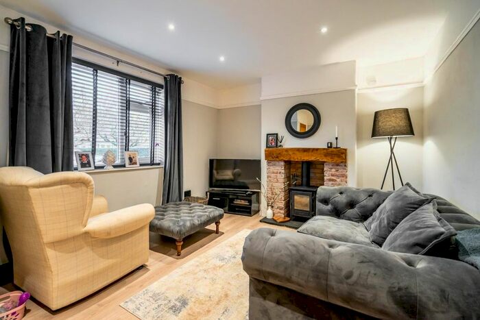 3 Bedroom Cottage For Sale In Low Catton Road, Stamford Bridge, York, YO41