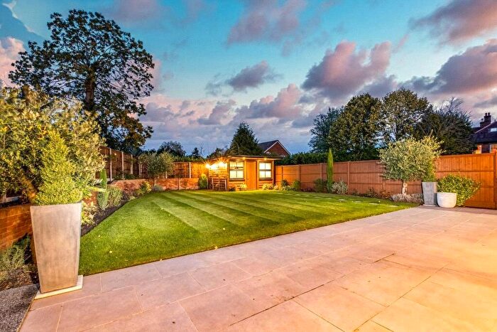 5 Bedroom Detached House For Sale In Pembroke Road, Woking, Surrey, GU22