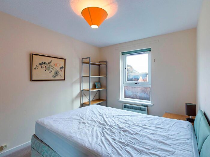 1 Bedroom Flat To Rent In Parkside Terrace, Edinburgh, EH16