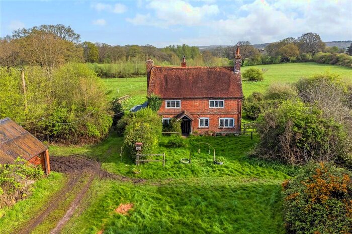3 Bedroom Equestrian Facility For Sale In The Slade, Bucklebury, Reading, Berkshire, RG7