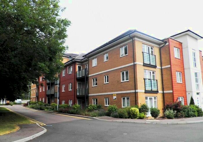 1 Bedroom Flat To Rent In The Parklands, Dunstable, LU5