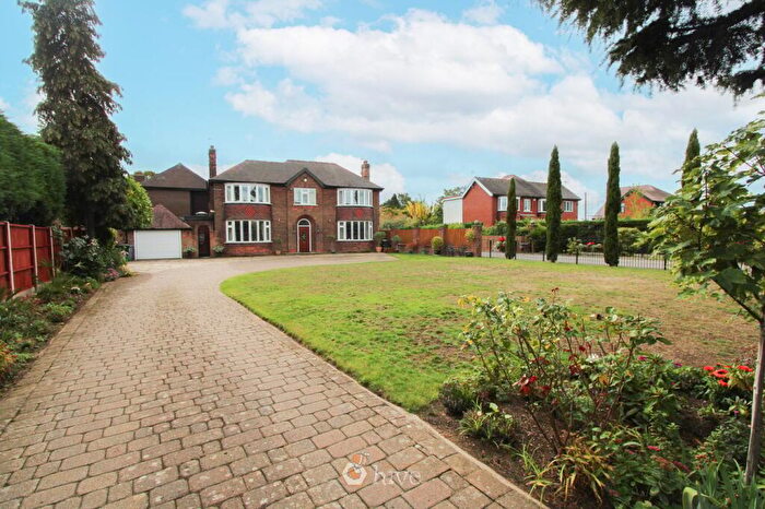 5 Bedroom Detached House For Sale In Bawtry Road, Bessacarr, Doncaster, DN4