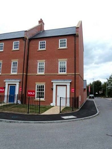 4 Bedroom Town House To Rent In Carpenters Close, Wragby, LN8