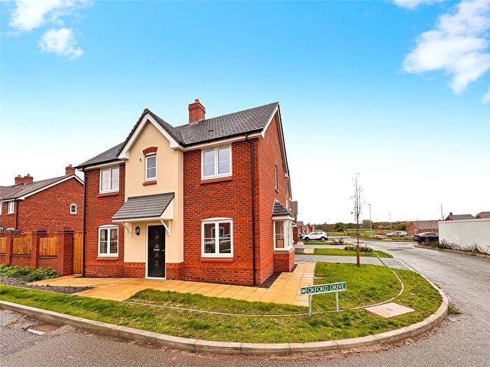 3 Bedroom Detached House To Rent In Oxford Drive, Perton, Wolverhampton, Staffordshire, WV6