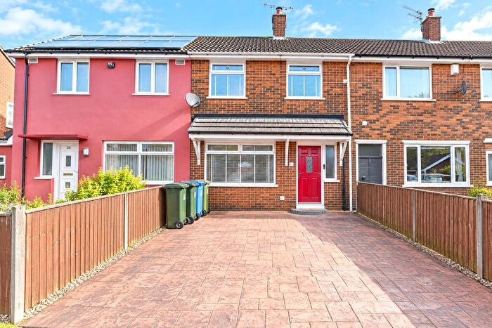 2 Bedroom Terraced House For Sale In Birch Crescent, Newhey, Rochdale, Greater Manchester, OL16