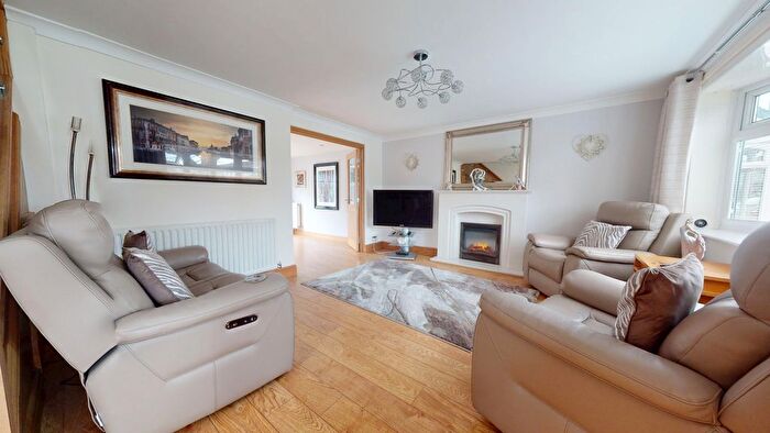 3 Bedroom Semi Detached House For Sale In Fennel Grove, South Shields, Tyne And Wear, NE34
