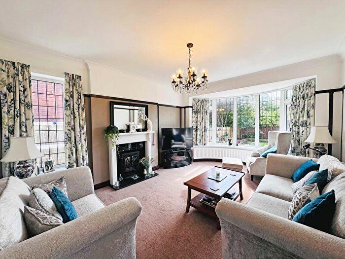 4 Bedroom Detached House For Sale In Victoria Road West, Thornton-Cleveleys, FY5