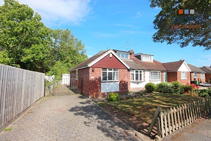3 Bedroom Semi-Detached Bungalow For Sale In Enfield Avenue, New Waltham, DN36