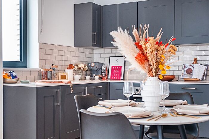 2 Bedroom Flat To Rent In One Maidenhead, Garden Boulevard Maidenhead, SL6