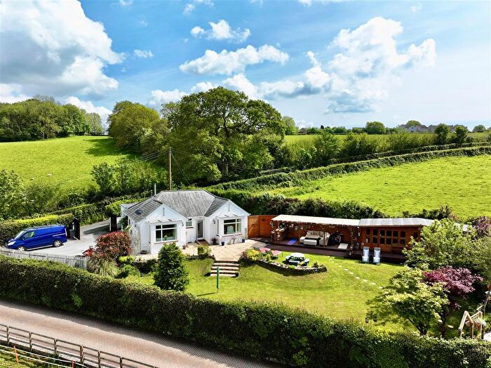 2 Bedroom Detached Bungalow For Sale In Violet Lane, Tavistock, PL19