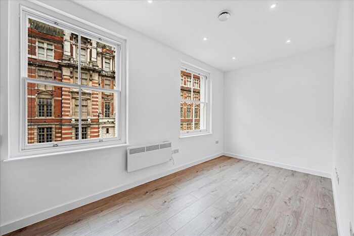 1 Bedroom Flat To Rent In Blythe Road, London, W14