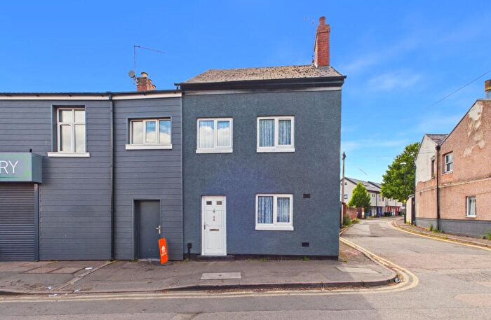 3 Bedroom Semi Detached House For Sale In Bulls Head Lane, Stoke, Coventry, CV3
