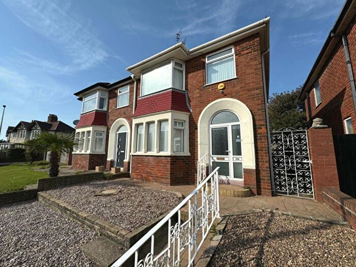 3 Bedroom Semi-Detached House To Rent In Redbank Road, Blackpool, FY2
