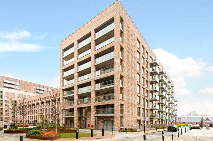 3 Bedroom Flat For Sale In Chapman House, Upton Gardens, Shipbuilding Way, London, E13
