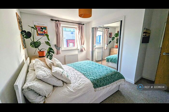 2 Bedroom Flat To Rent In Ashgrove Road, Aberdeen, AB25