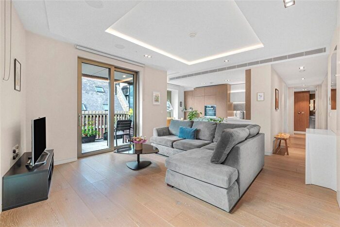 2 Bedroom Flat To Rent In Pearson Square, Fitzrovia, London, W1T