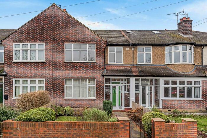 3 Bedroom Property To Rent In Cambridge Road, Hampton TW12