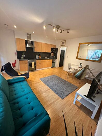 2 Bedroom Flat To Rent In Junction Road, London, N19