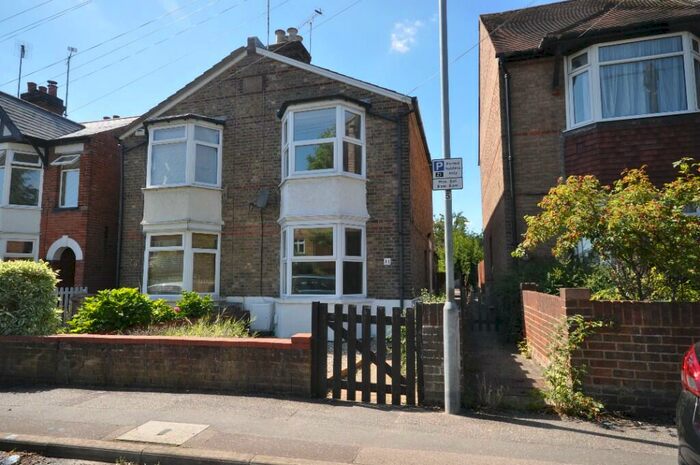 3 Bedroom Semi-Detached House To Rent In Park Avenue, Chelmsford, Essex, CM1