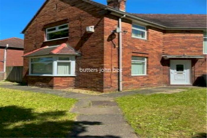 3 Bedroom Semi-Detached House To Rent In Mossford Ave, CW1