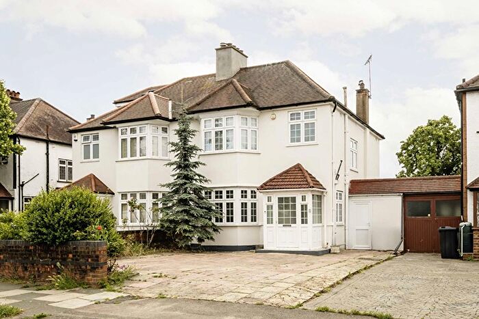 3 Bedroom Semi-Detached House To Rent In Popes Lane, London, W5