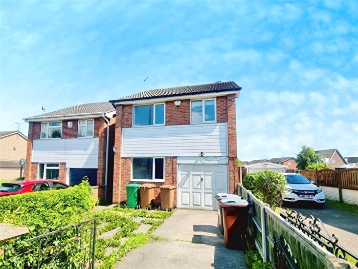 3 Bedroom Detached House To Rent In Garton Close, Nottingham, Nottinghamshire, NG6