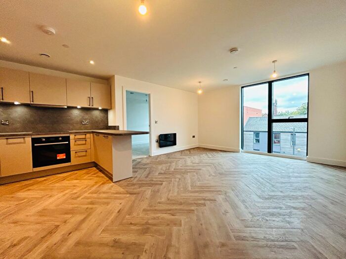 2 Bedroom Flat To Rent In Castleward Boulevard, Derby, DE1