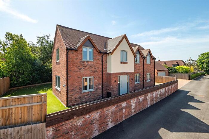 5 Bedroom Detached House For Sale In Two Acre Lane, Welford On Avon, CV37