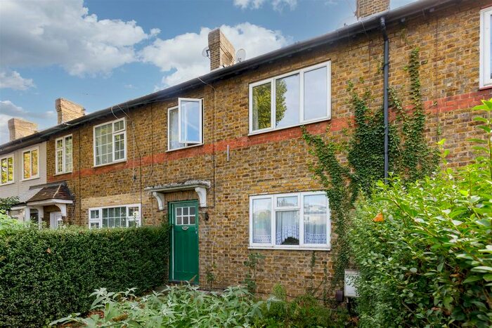 3 Bedroom Terraced House To Rent In Billet Road, London, E17