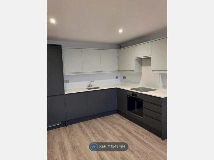 1 Bedroom Flat To Rent In Perth Road, London, N22