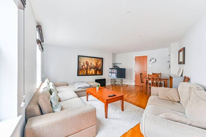 2 Bedroom Flat For Sale In Old Marylebone Road, Marylebone, London, NW1