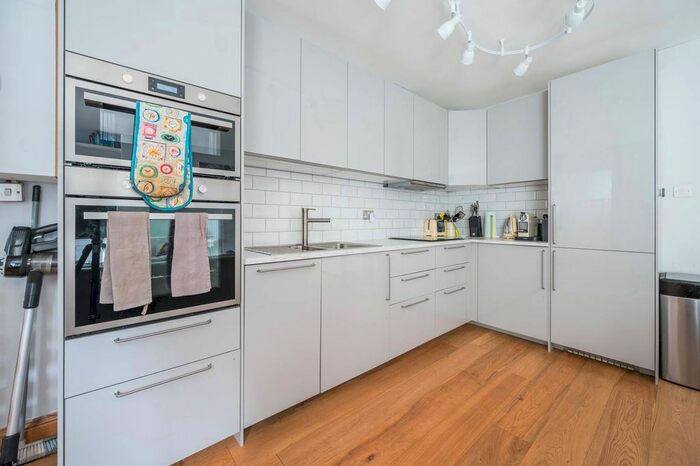 1 Bedroom Flat To Rent In Offord Road, Barnsbury, London, N1