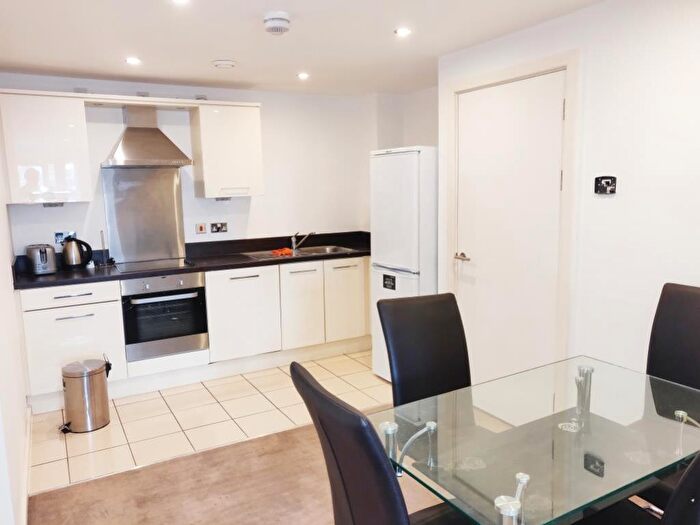1 Bedroom Apartment To Rent In Hive, Masshouse Plaza, Birmingham, B5
