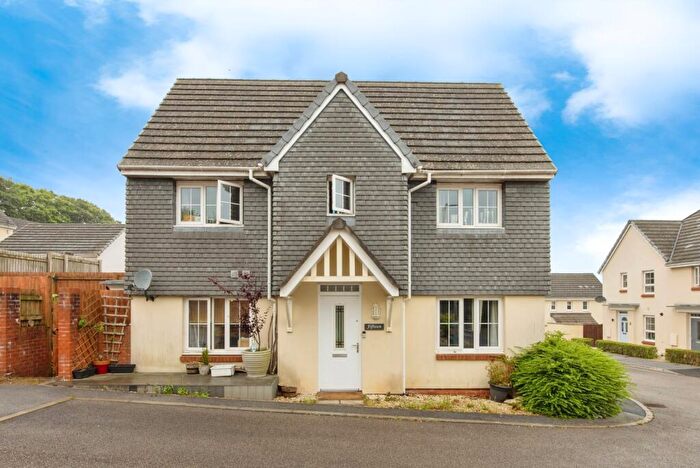 3 Bedroom Semi-Detached House For Sale In Charnley Drive, Bodmin, Cornwall, PL31