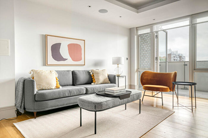 2 Bedroom Apartment To Rent In Cecil Grove, London, , Uk, NW8