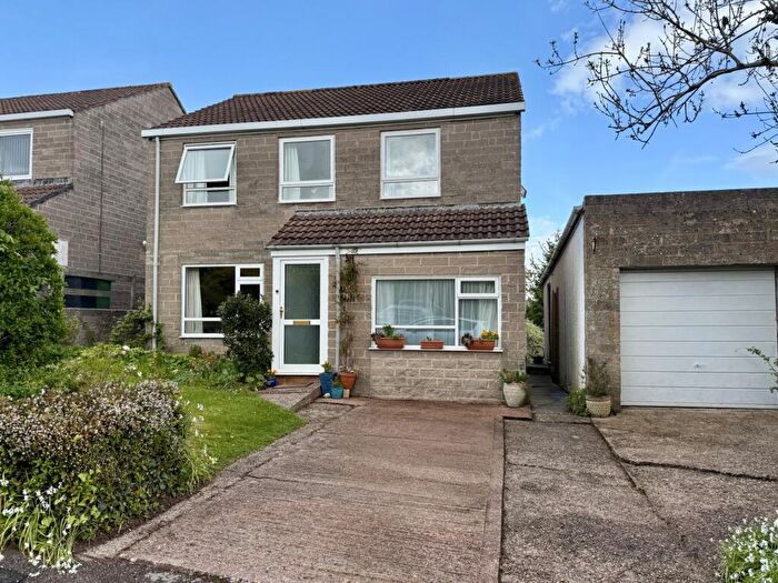 4 Bedroom Detached House For Sale In Peterborough Road, Exwick, EX4