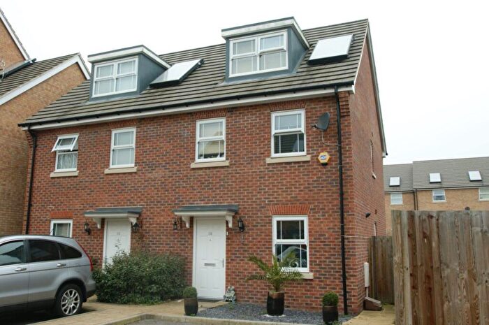 3 Bedroom House To Rent In Swift Close, SL1