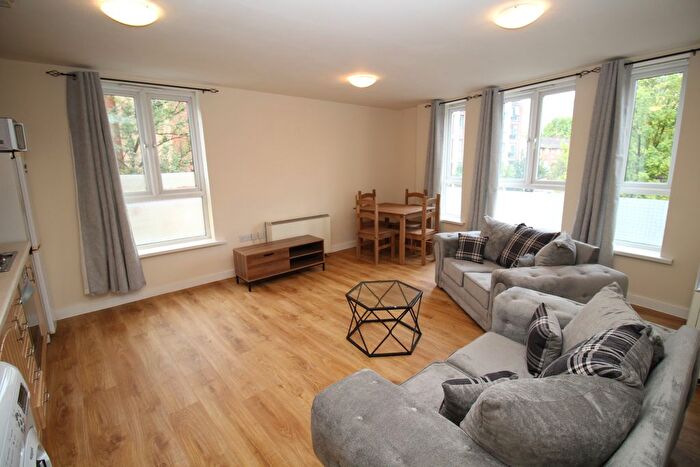 2 Bedroom Flat To Rent In Boundary Lane, Manchester, M15