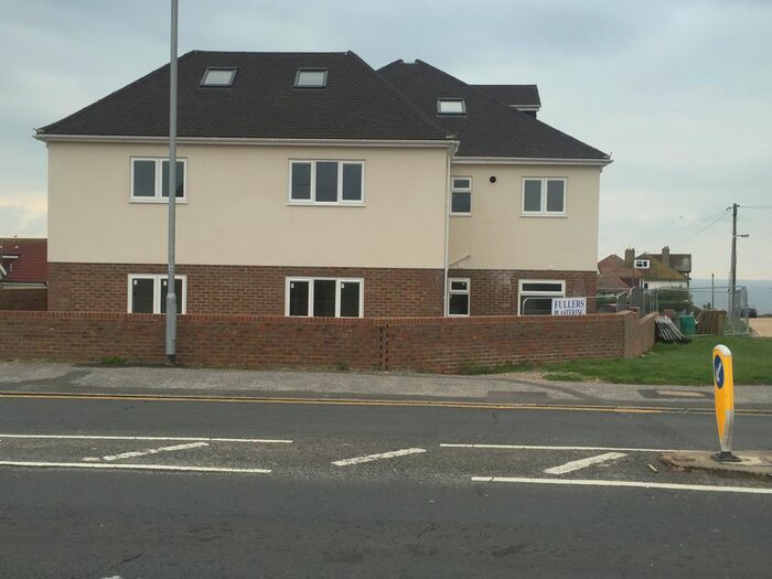 2 Bedroom Flat To Rent In Bramber Avenue, Peacehaven, BN10