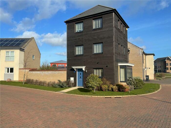 3 Bedroom Detached House To Rent In Cranesbill Close, Cambridge, CB4