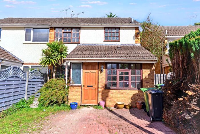 3 Bedroom Semi-Detached House For Sale In Monks Road Binley Woods, Coventry, CV3