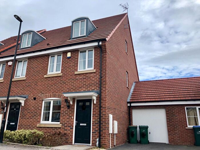 3 Bedroom Semi-Detached House To Rent In Surrey Drive, Coventry, New Stoke Village., CV3