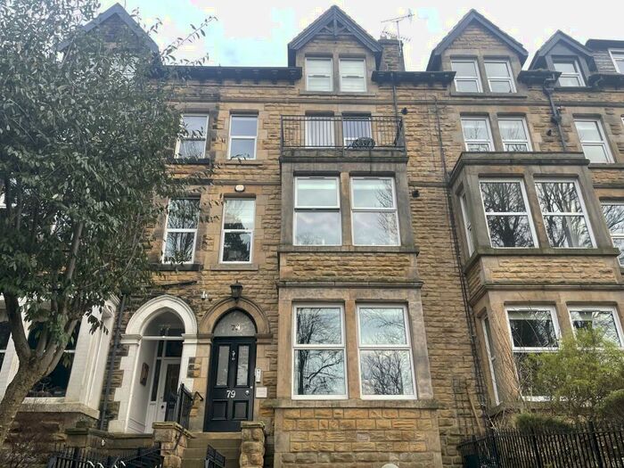 2 Bedroom Flat To Rent In Valley Drive, Harrogate, HG2