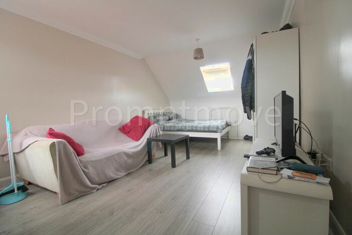 Property To Rent In Frederick Street, Luton, LU2