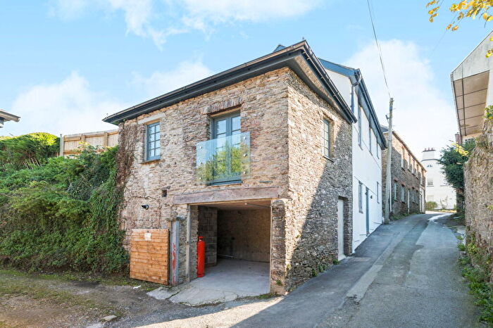 3 Bedroom Detached House For Sale In Back Street, Modbury, PL21