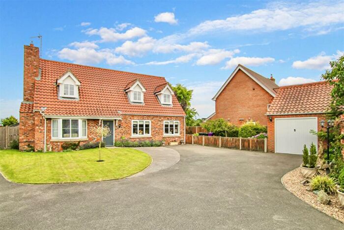 3 Bedroom Detached House For Sale In Chestnut Close, Digby, LN4