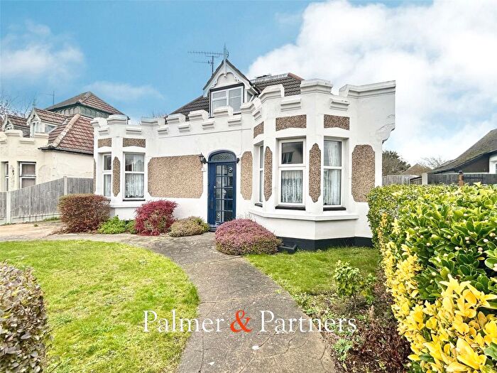 3 Bedroom Detached House For Sale In Avondale Road, Clacton-On-Sea, Essex, CO15